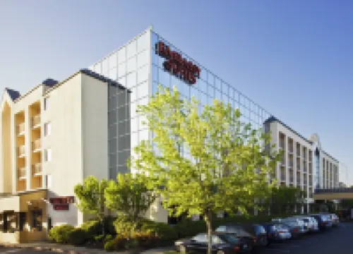 เอ็มบาสซีสวีทส์ บายฮิลตัน ซีแอตเทิล เบลล์วิว