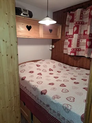 Chatel Très Beau T2 bis Pour Famille Aimant le Calme et Tout le Confort