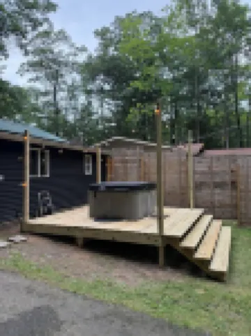 2-bedroom pet friendly Lake Huron cabin with Hot Tub, Sauna in Greenbush
