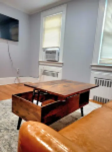 Charming 2-bedroom apartment with AC, WiFi in lovely Rutherford