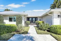 Family Friendly Fort Myers Vacation Rental w/ Pool - Wifi