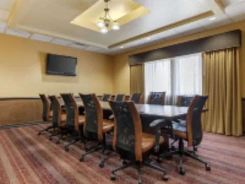 Best Western Plus Cimarron Hotel  Suites Hotels in Payne County