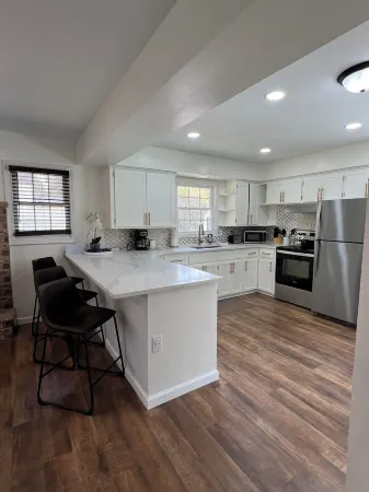 Charming 2 bedroom 1 bath cottage in Wisconsin Dells