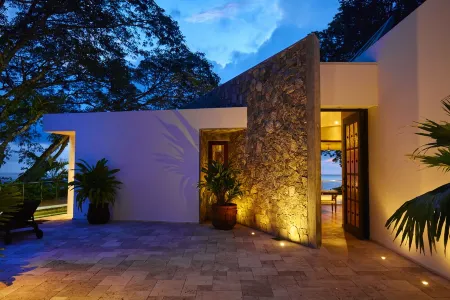 The Sunset House has stunning sunset views year round! Minutes from beach!