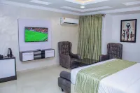 Emsworth Hotel فنادق في مايتاما