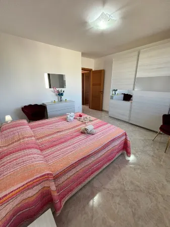 welcoming suite, a few kilometers from the sea
