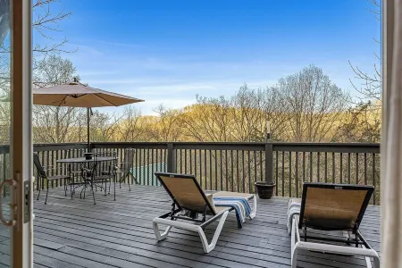 Center Hill Lake A-Frame - Lake Access & Boat Ramp