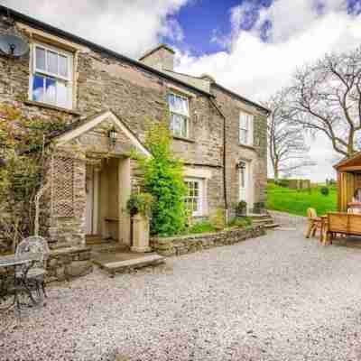 Stunning Character Property with Hot tub Hotel Exterior