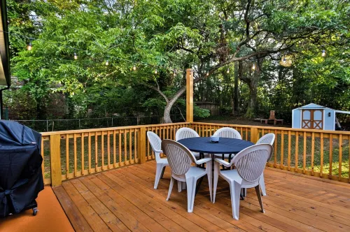 Charming 3-bedroom house with WiFi and AC in Covington
