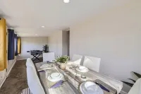 4BD - Hot Tub, BBQ, Games - 10 Mins to Olde Town