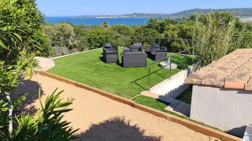 Magnificent panoramic view of the entire Gulf of St-Tropez