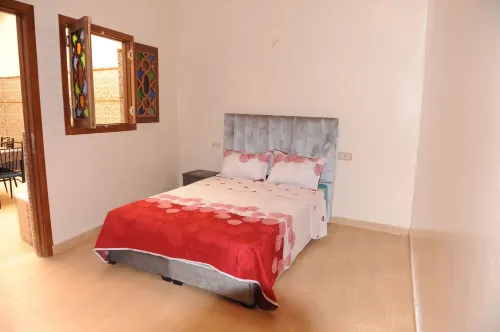 Entire 2 bedroom apartment in charming Salé Close to Rabat, La Marina and beach.