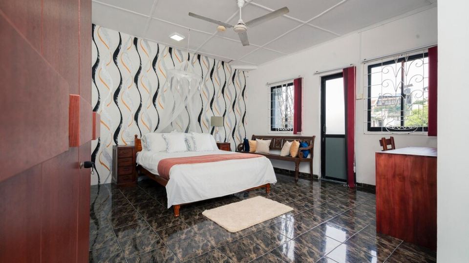 ALAKESHWARA HOME STAY FULLY FURNISH 3 BED ROOM 2 bath APARTMENT IN KOTTE