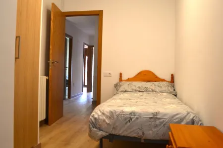 Apartment with views and central in Esterri Отели в г. Esterri d'aneu