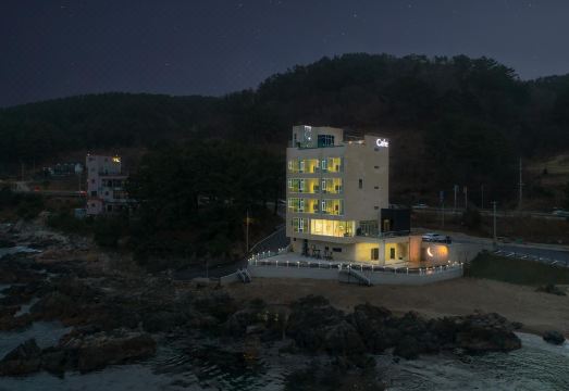 영덕 하프문베이