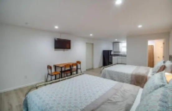 Rafton Inn Vacation Cottage 19 Hotels in Grafton