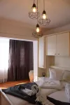Charming 2-bedroom apartment in Tășnad with AC, WiFi, Smart Tv Hotels in 