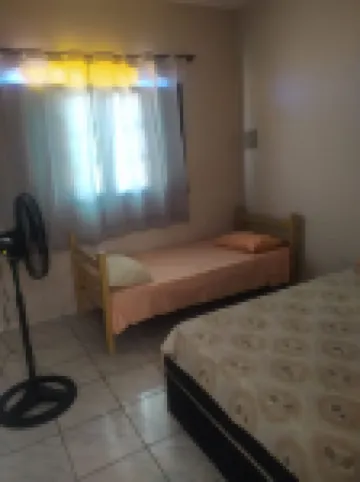 House with pool Carnival in Mongaguá