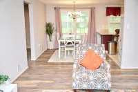 Cozy 4-bedroom bungalow with AC, fitness room near DC Hotels in Waldorf