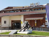 Family 2 Bed. Apart. - 6 min. Walk to the Gondola Ski lift Hotels in 