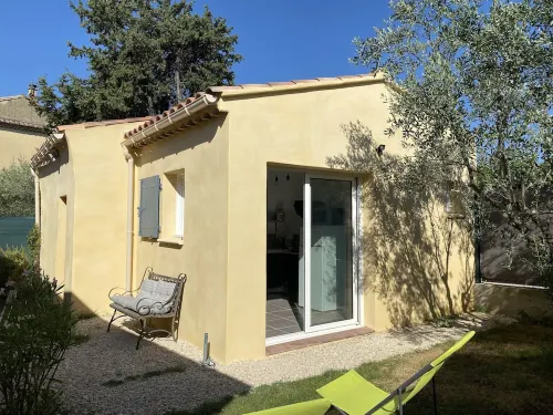 Gîte Lou Sabaï, au Pied des Dentelles de Montmirail, Ventoux Provence Hotels in Aubignan