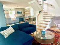 Charming 1-bedroom cottage on Wissahickon Park in Chestnut Hill