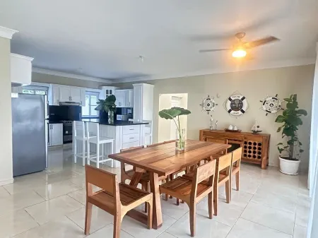 Lindo y armonioso apartamento para disfrutar en vacaciones al lado de los tuyos