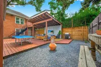 1714 Fairview 1KING/1BA Top Apt Duplex Pets Ok!10 FURNISED APARTMENTS ON-SITE.