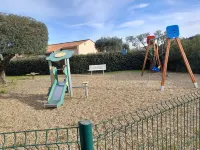 For rent studio cabin sleeps 4