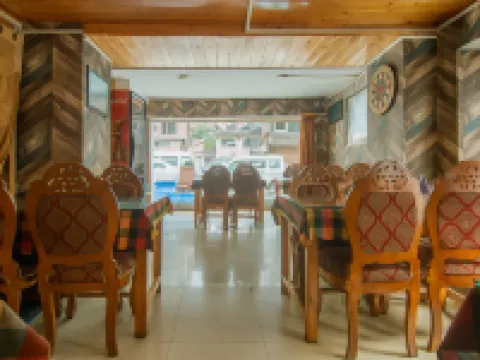 Kashmir House Pahalgam Hotels in Pahalgam