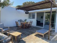 Mini-Villa sea view, 4 pers, Clim and Wifi, near beach and shops!