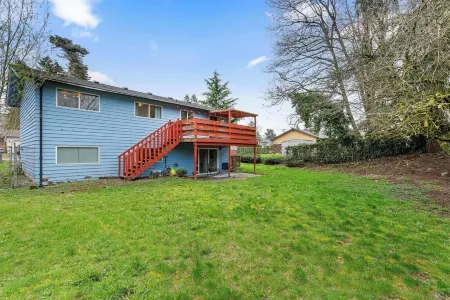 The Benson - Cozy Modern 4bd by Airport & DT