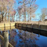 Eagle Point-Cozy Lake living House and Cottage. Family, pets and your boat.