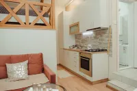 5 minuta udaljen od centra grada, sa besplatnim parkingom. 住宿飯店