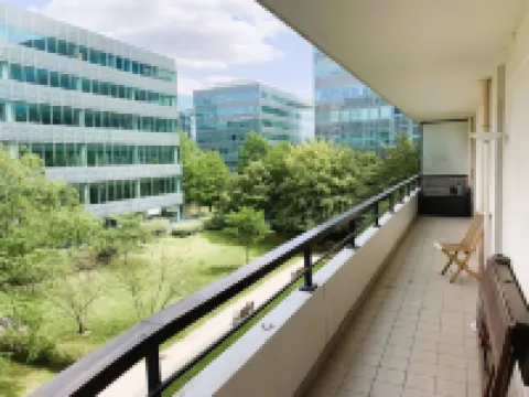 "Le Paradis" | 2 bedrooms, balcony, parking (70m2)