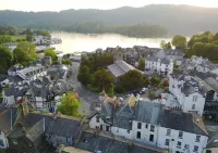 2-Bed Central Apartment- Free Private Parking