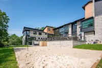 New! Epic lakefront home with indoor pool!