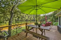 Cozy Waterfront Cottage w/ Deck on White River! - WiFi
