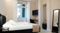 Suites 215 Colosseum - Guesthouse