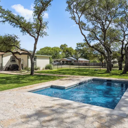 Upscale Home with Pool and FirePit - Close to Mercer St!
