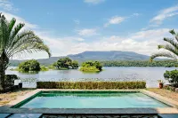 Isleta El Espino Hotels in El Encanto