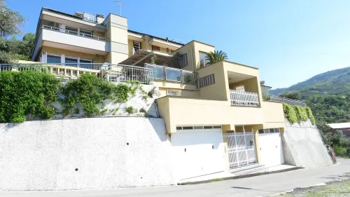 Villa with sea wiew, spa, air conditioning, elevator