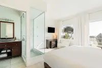 The Cayucan Bungalows by AvantStay Pet-Friendly Getaway Steps from Cayucos State Beach Hotels in Cayucos