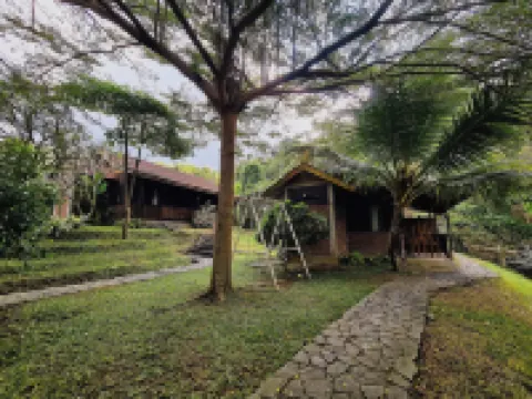 Giri Tengah Resort Borobudur