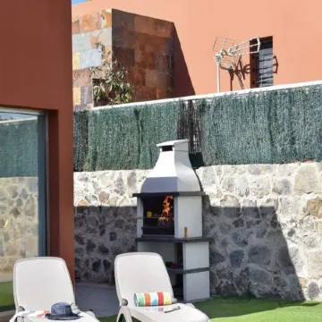Chalet in Maspalomas with Heated Pool