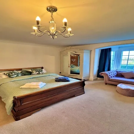 Holiday Home near Beaches & Cafes, UK