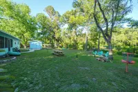 Paradise on the Rainbow River Hotels in Dunnellon