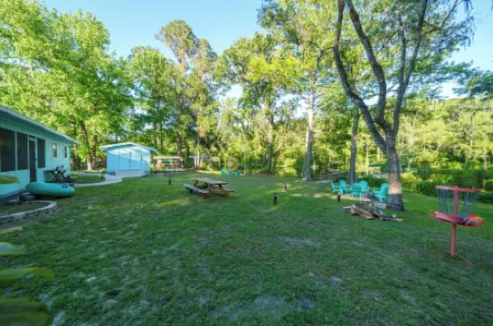 Paradise on the Rainbow River Hotels in Dunnellon