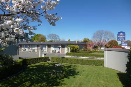 Asure Adcroft Motel Отели в г. Ашбертон