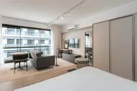 Studios Tower by Viva - Prédio Com Piscina e Estacionamento No Centro de Floripa - Homestays
